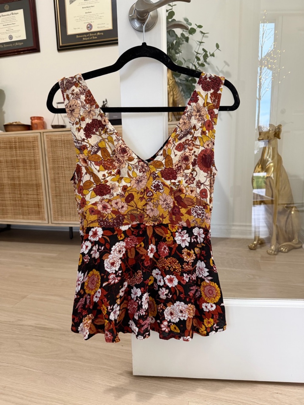 NWT Maurices Floral V-Neck Mixed Print Peplum Cami in Rust, Mustard & Black
